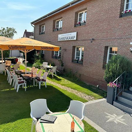 Landhotel & Restaurant "Fahrenkamp" Rowitz Kültér fotó