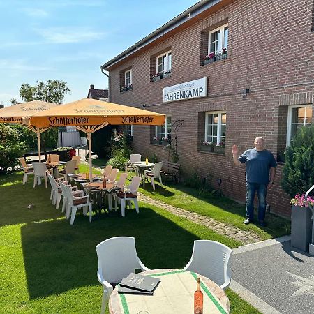 Landhotel & Restaurant "Fahrenkamp" Rowitz Kültér fotó